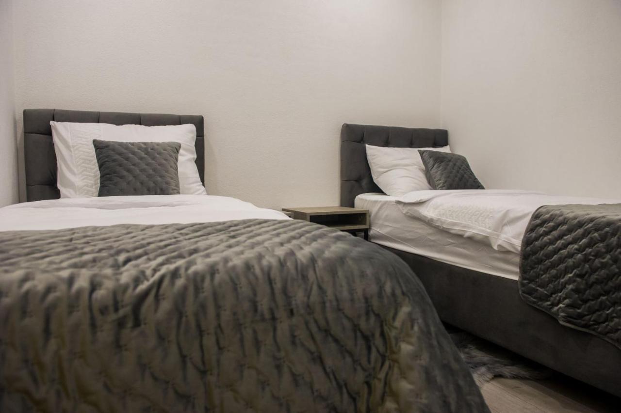 Apartment Lux Elba Kaštela Esterno foto