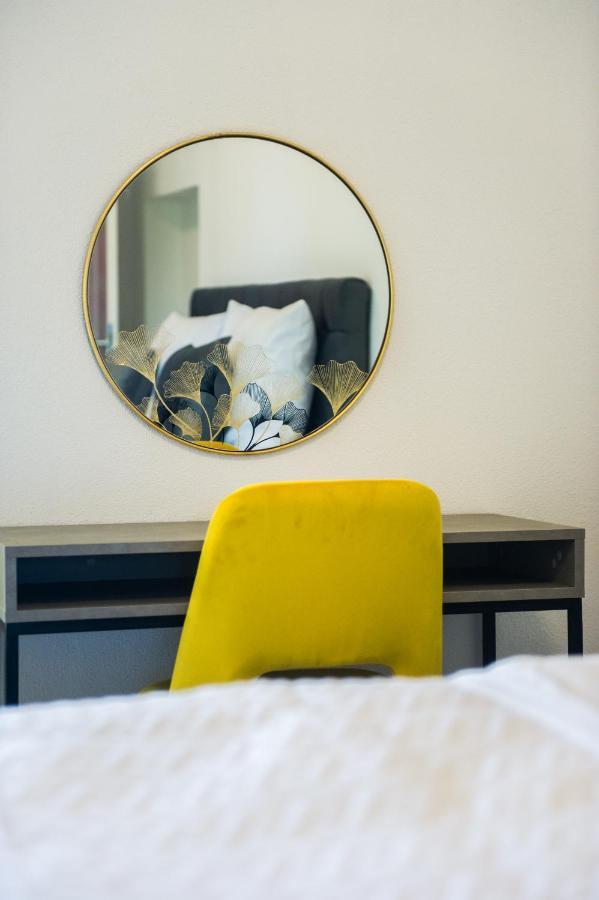 Apartment Lux Elba Kaštela Esterno foto